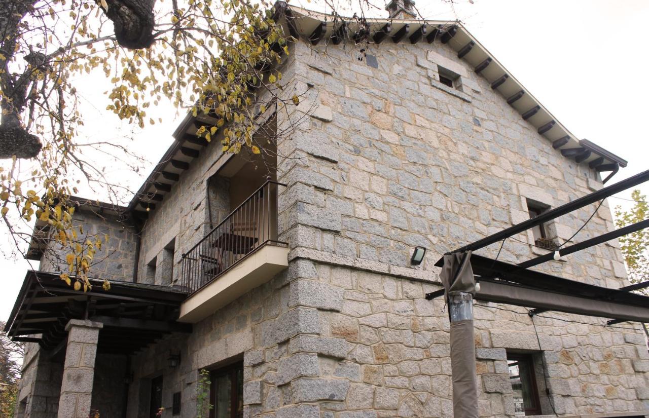 Los Corrales De Soto Hotel Soto Real Eksteriør billede